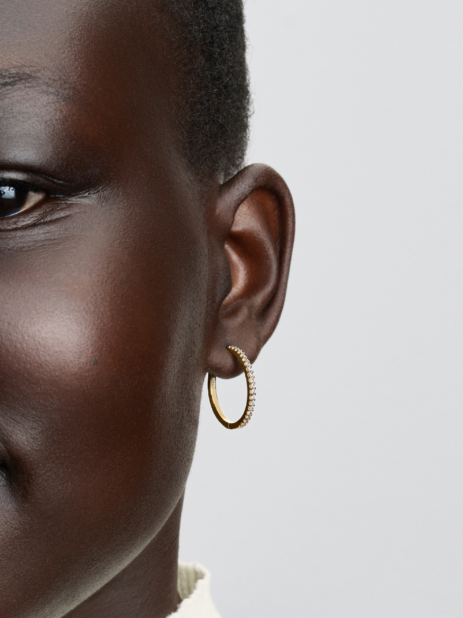 Medium Sparkling Hoop Earrings
