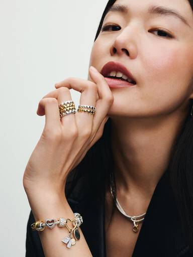 Bracelet à chaîne serpentine et fermoir en forme de cœur Pandora Moments