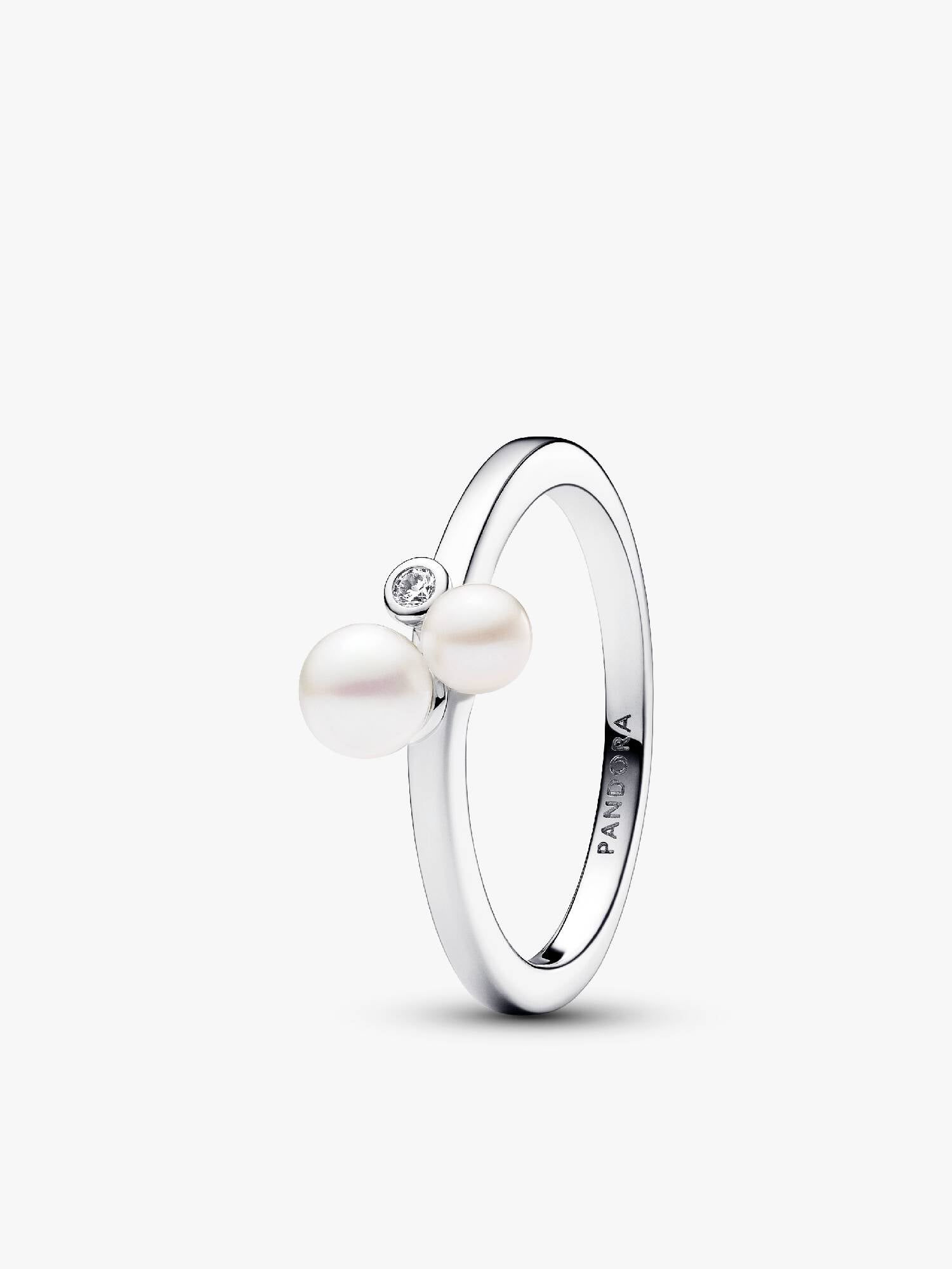  Bague avec deux perles de culture d’eau douce traitées