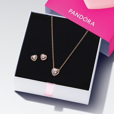 Sparkling Elevated Heart Jewellery Gift Set
