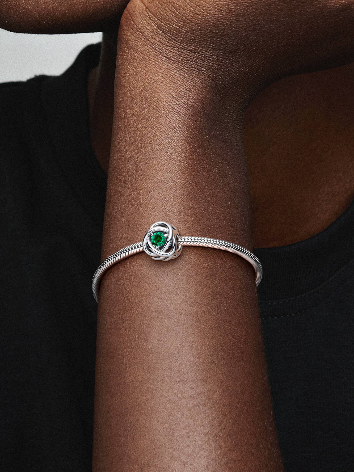 Charm Cercle éternel vert de mai