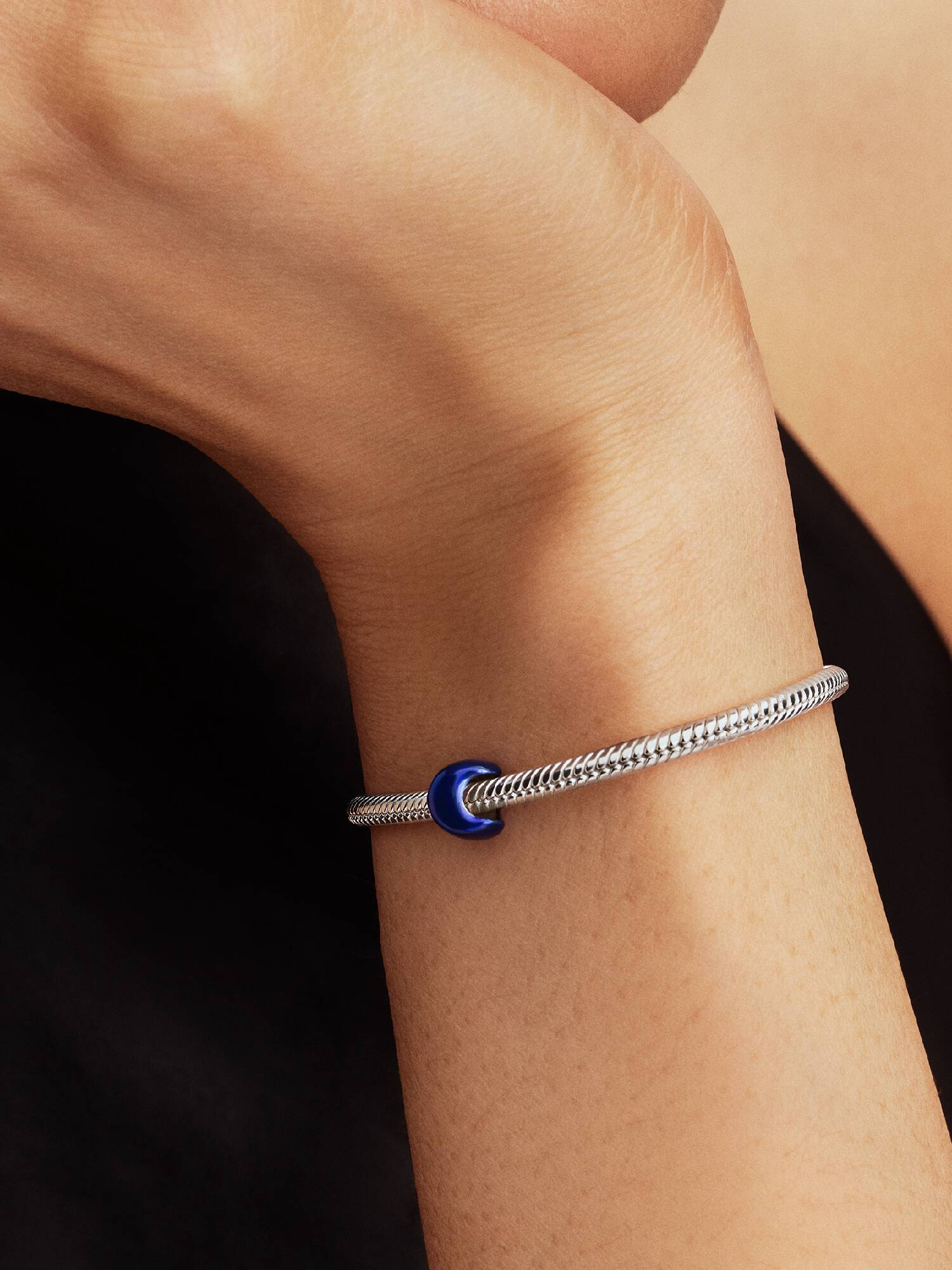 Mini charm Lune bleue