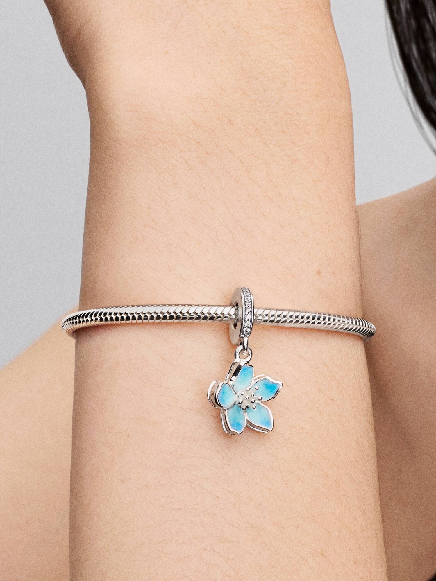 Charm-pendentif Fleur bleu
