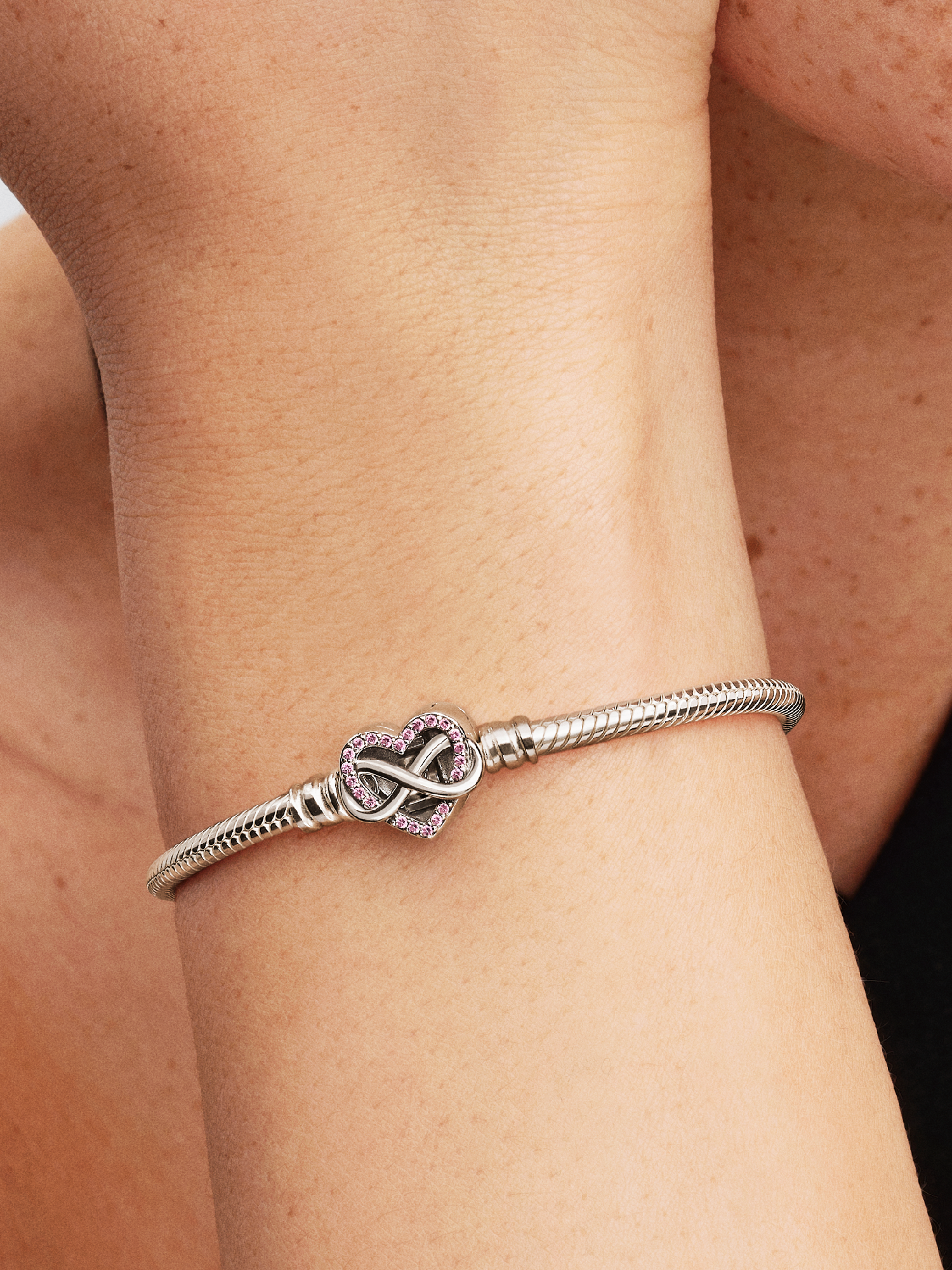 Sparkling Pink Infinity Heart Clasp Snake Chain Bracelet