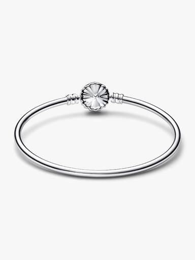 FINAL SALE - Pandora Moments Sparkling Snowflake Clasp Bangle