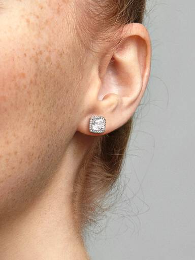 Clous d’oreille Halo carrés scintillants