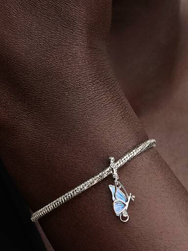 Charm-pendentif ailé