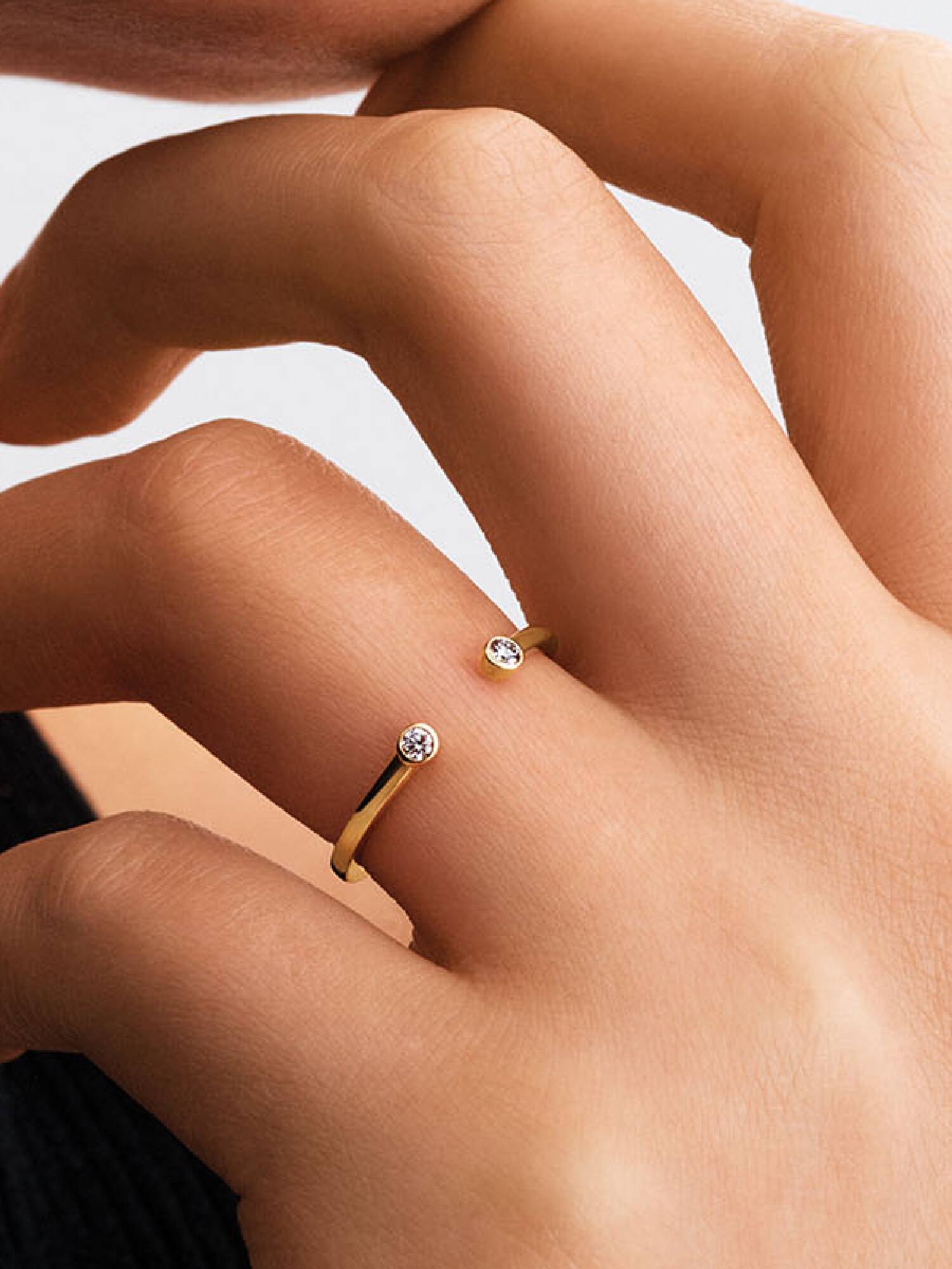 Bague ouverte avec diamants cultivés en laboratoire en serti clos Pandora Era