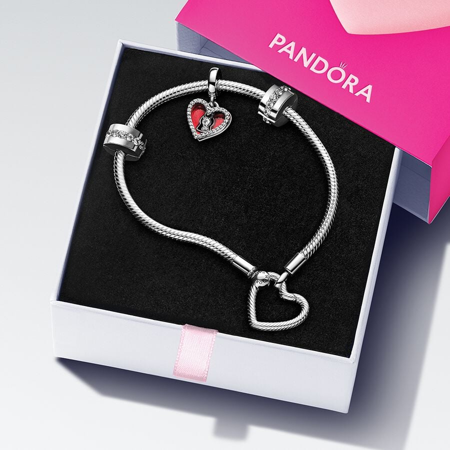Heart & Keyhole Bracelet Gift Set image number 0