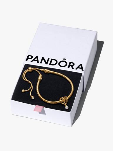 Golden Heart Charm Bracelet Gift Set