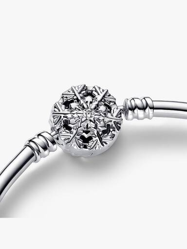 FINAL SALE - Pandora Moments Sparkling Snowflake Clasp Bangle