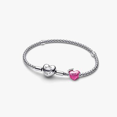 Bracelet avec charm en forme de cœur Remise de diplômes 2025