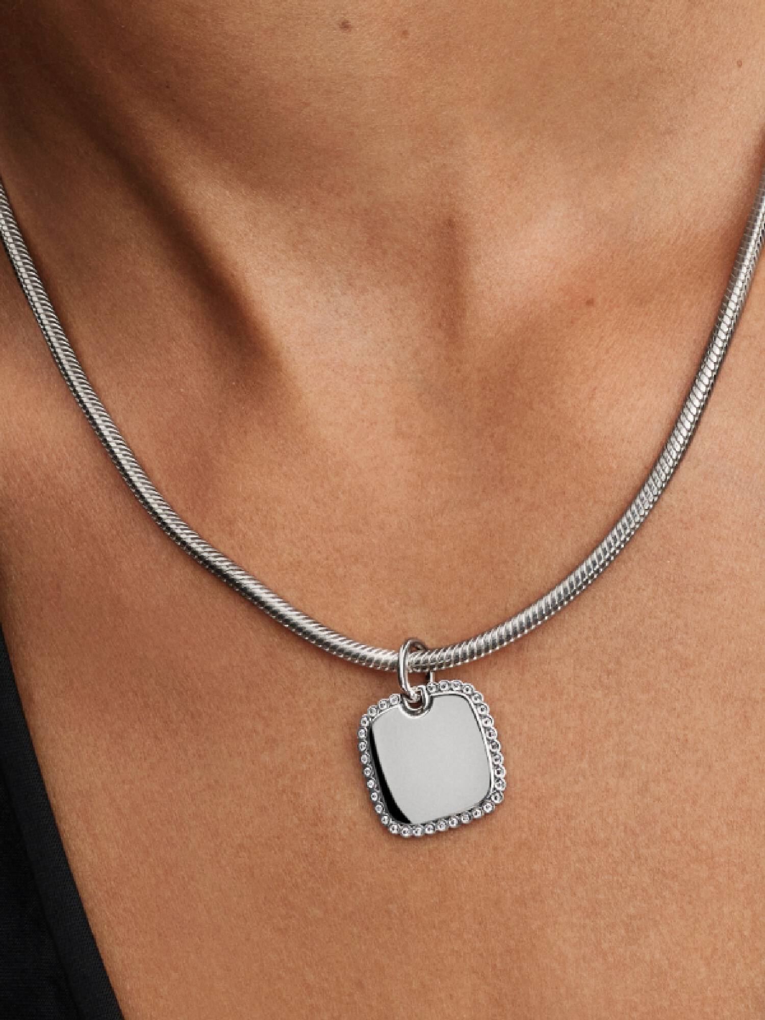 Pendentif étiquette carrée à graver
