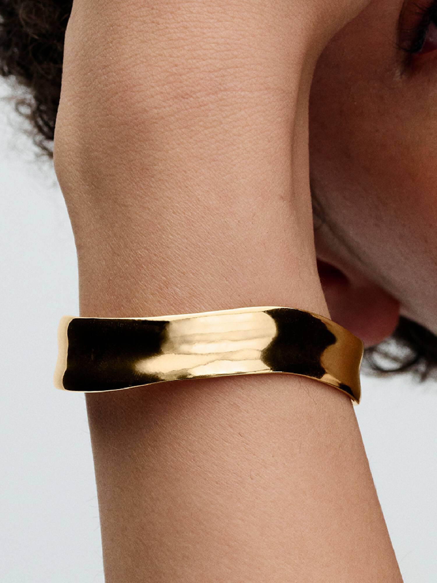 Bracelet rigide ouvert large Forme organique