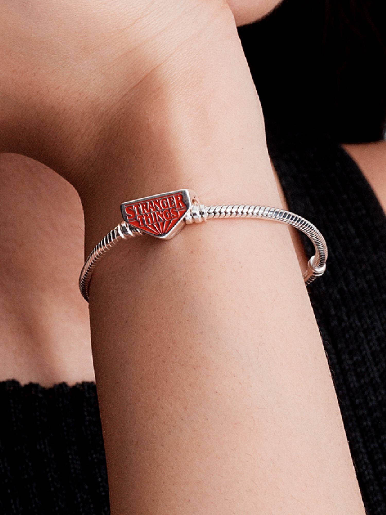 FINAL SALE - Stranger Things Clasp Snake Chain Bracelet