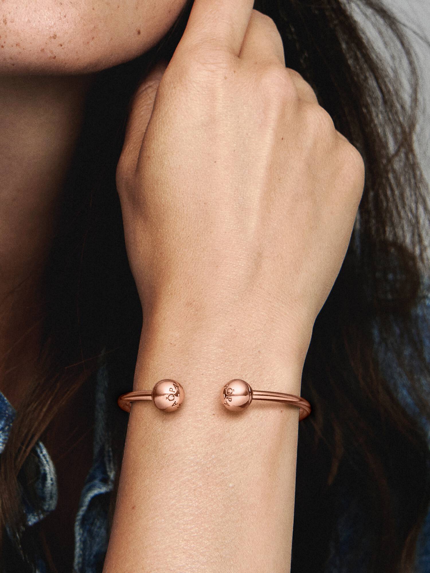 FINAL SALE - Pandora Moments Open Bangle