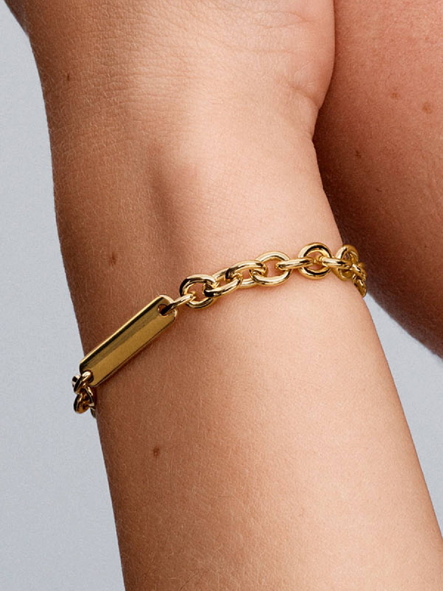 Bracelet lien avec barre à graver
