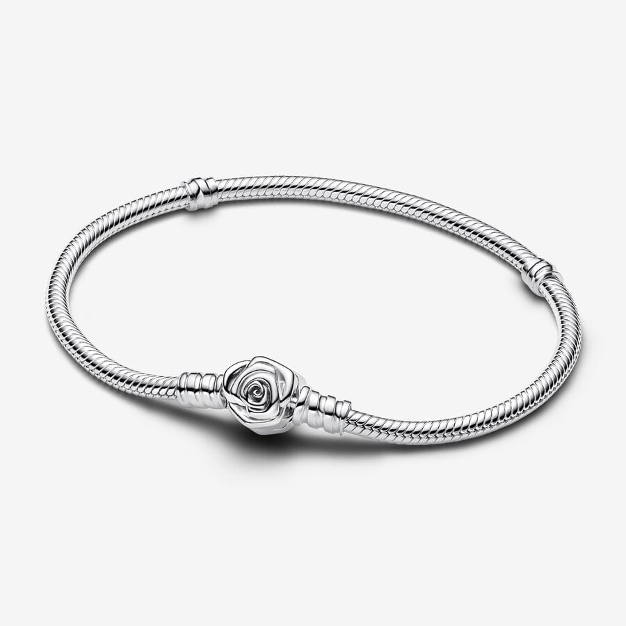 Bracelet à chaîne serpentine et fermoir Rose en fleur Pandora Moments image number 0