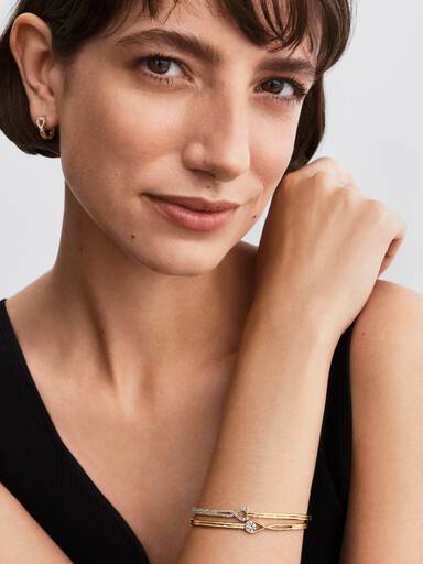 Créoles pavées de diamants cultivés en laboratoire Pandora Infinite