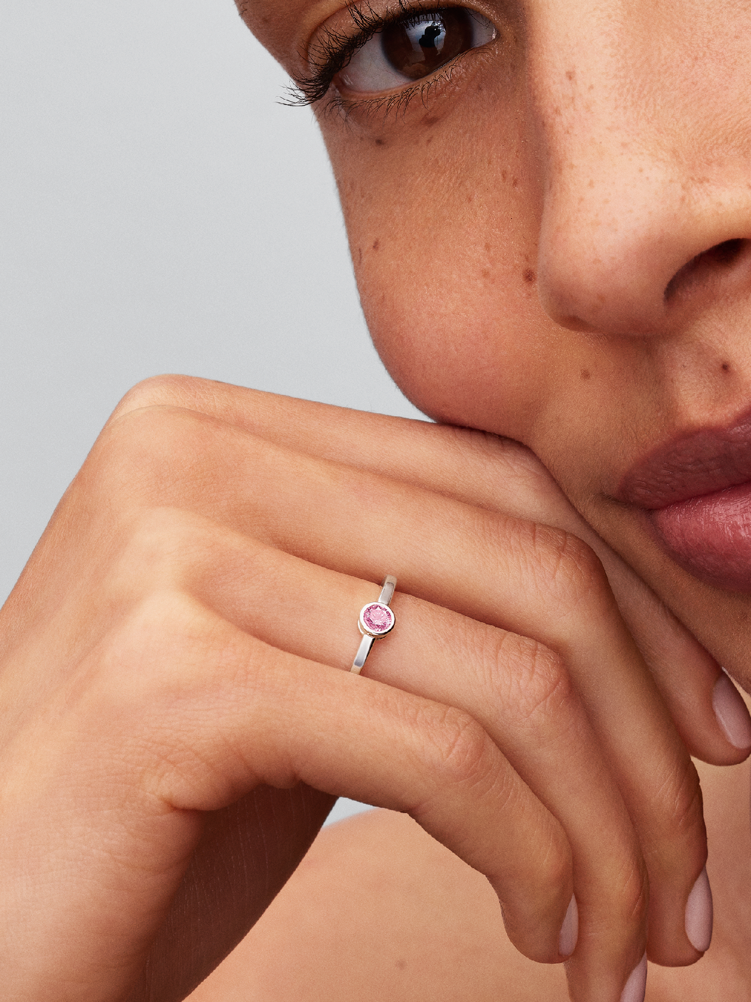 Pandora Era Bezel Sterling Silver Pink Lab-grown Diamond Ring