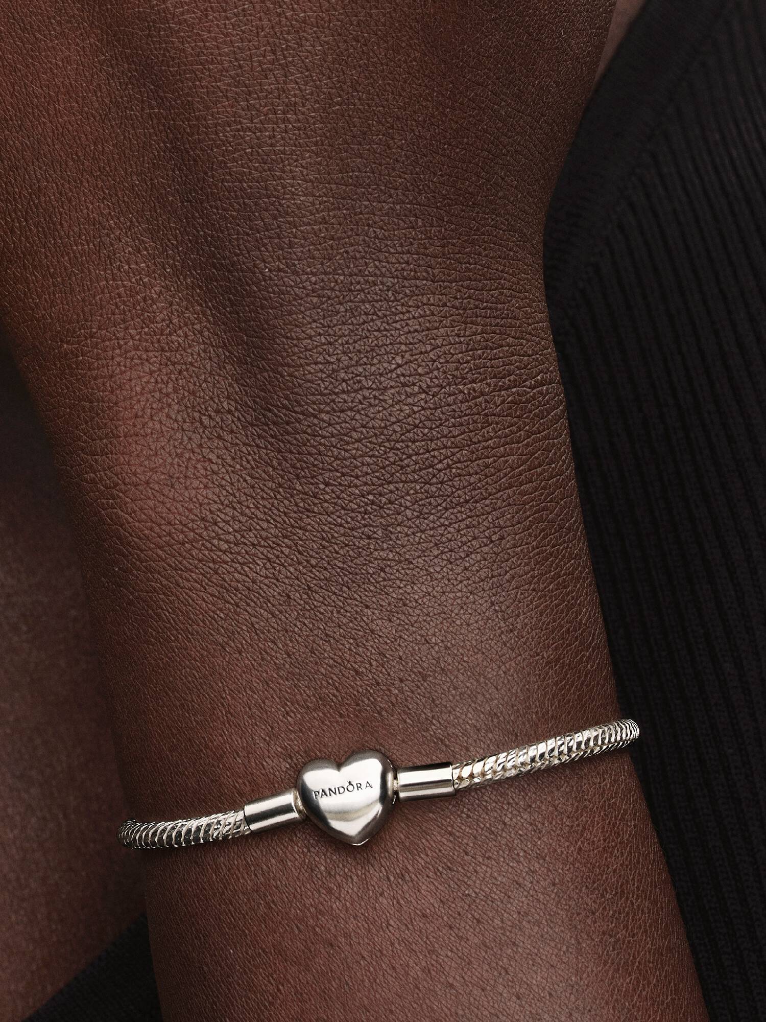 Bracelet à chaîne serpentine acetté avec fermoir en cœur