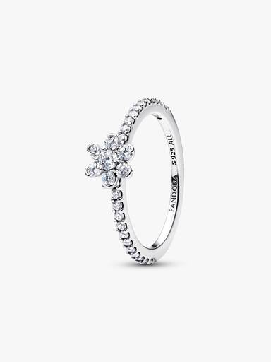 Sparkling Flower Ring