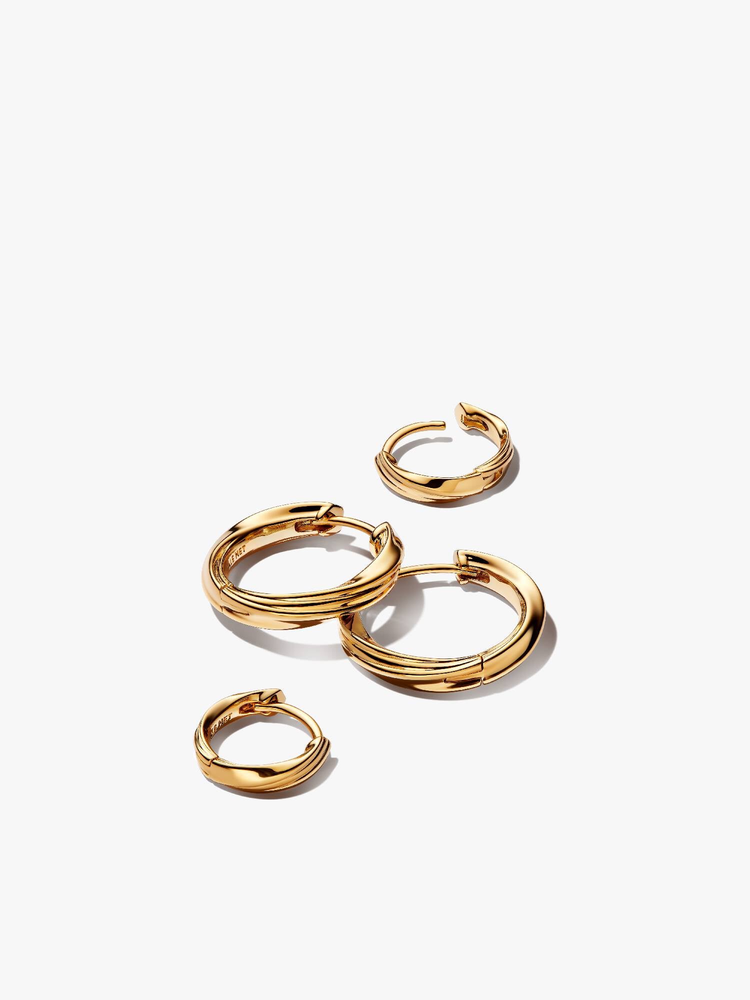 Ensemble de boucles d’oreilles torsadées