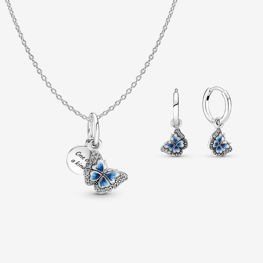 tøj effektivitet fire gange One of a Kind Blue Butterfly Necklace and Earring Set