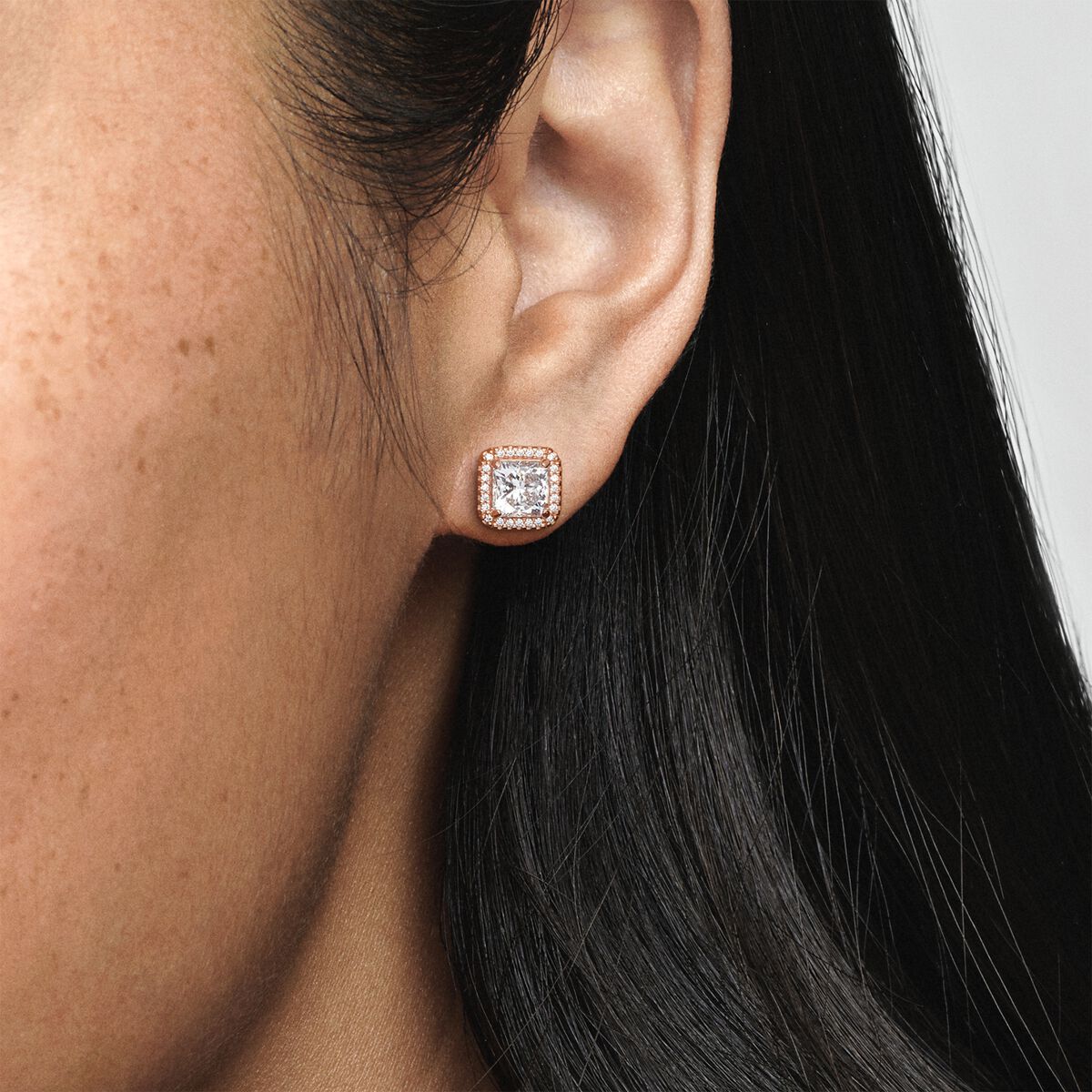 Square Sparkle Halo Stud Earrings | Rose gold plated | Pandora Canada
