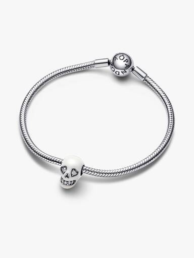 Charm Crâne scintillant qui brille dans le noir