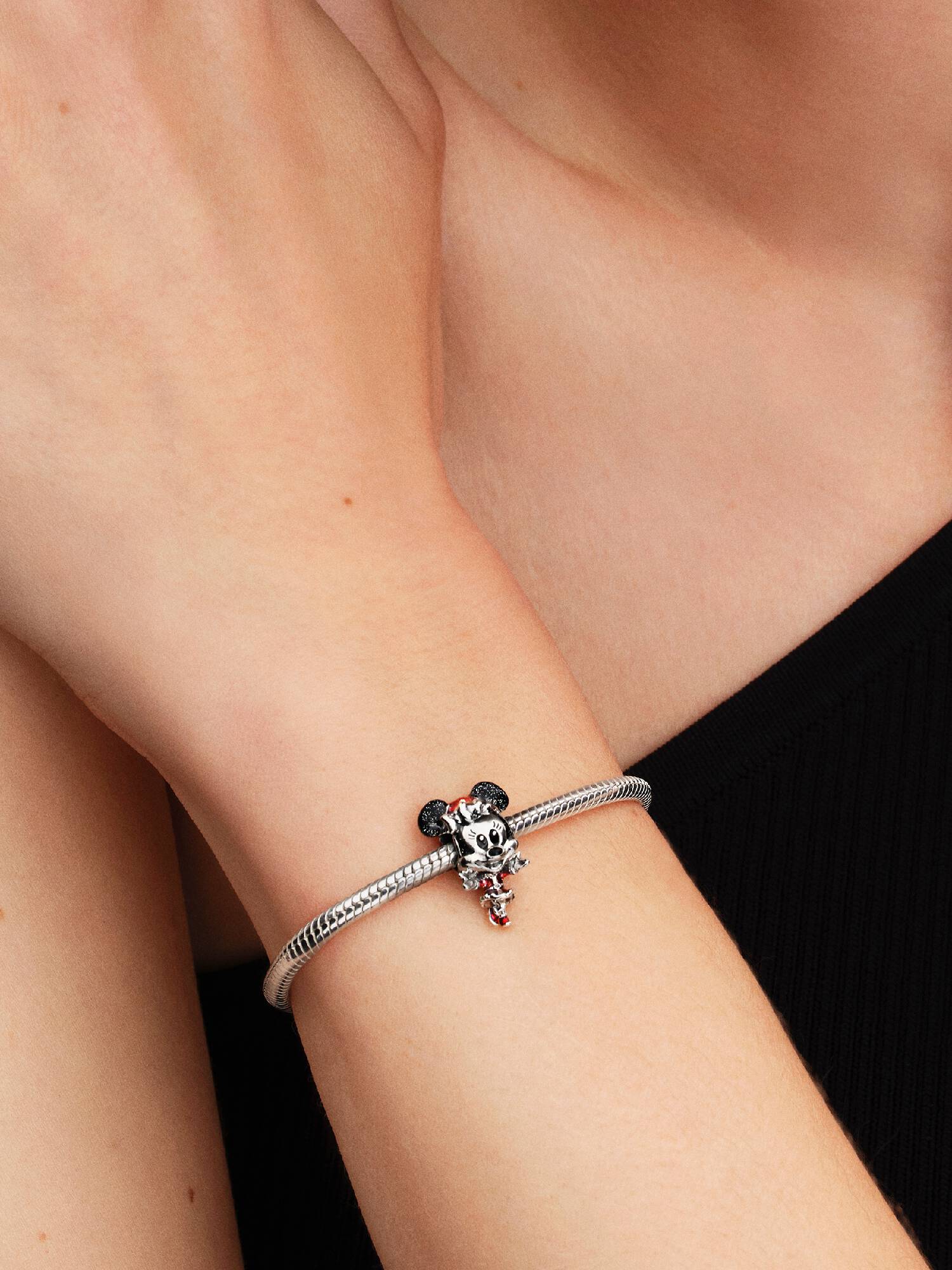 Disney Minnie Mouse Holiday Charm