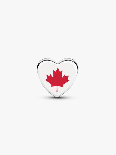 Charm en forme de cœur Feuille d’érable canadienne