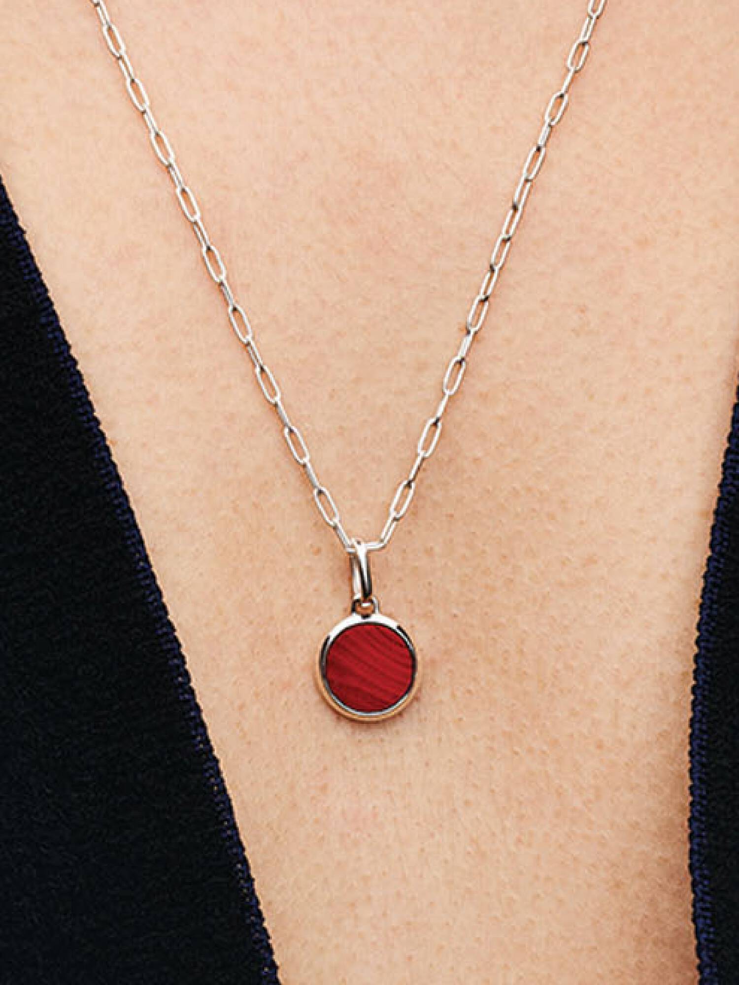 VENTE FINALE -  Mini charm médaillon rouge en verre de Murano à graver