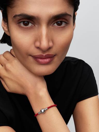 Bracelet en cuir tressé rouge