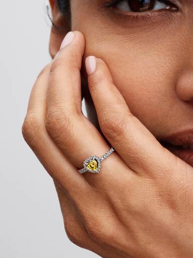 Bague scintillante Cœur surélevé