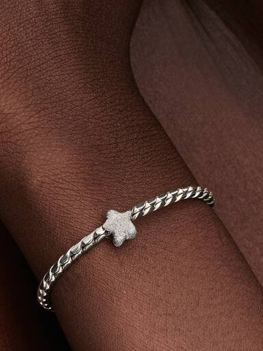 Mini charm Étoile texturée