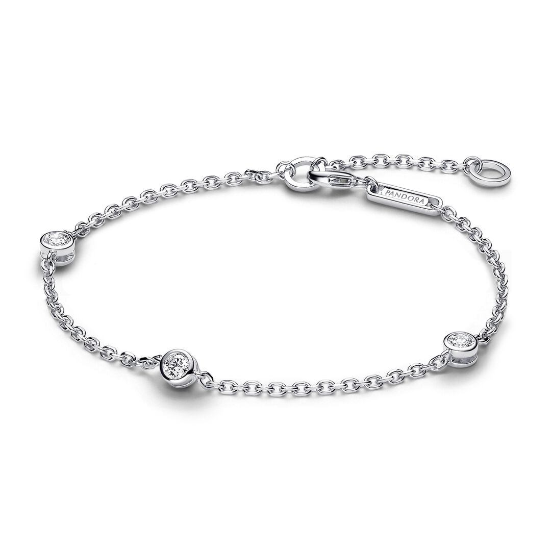 Pandora Era Bezel Lab-grown Diamond Station Chain Bracelet  0.30 carat tw Sterling Silver