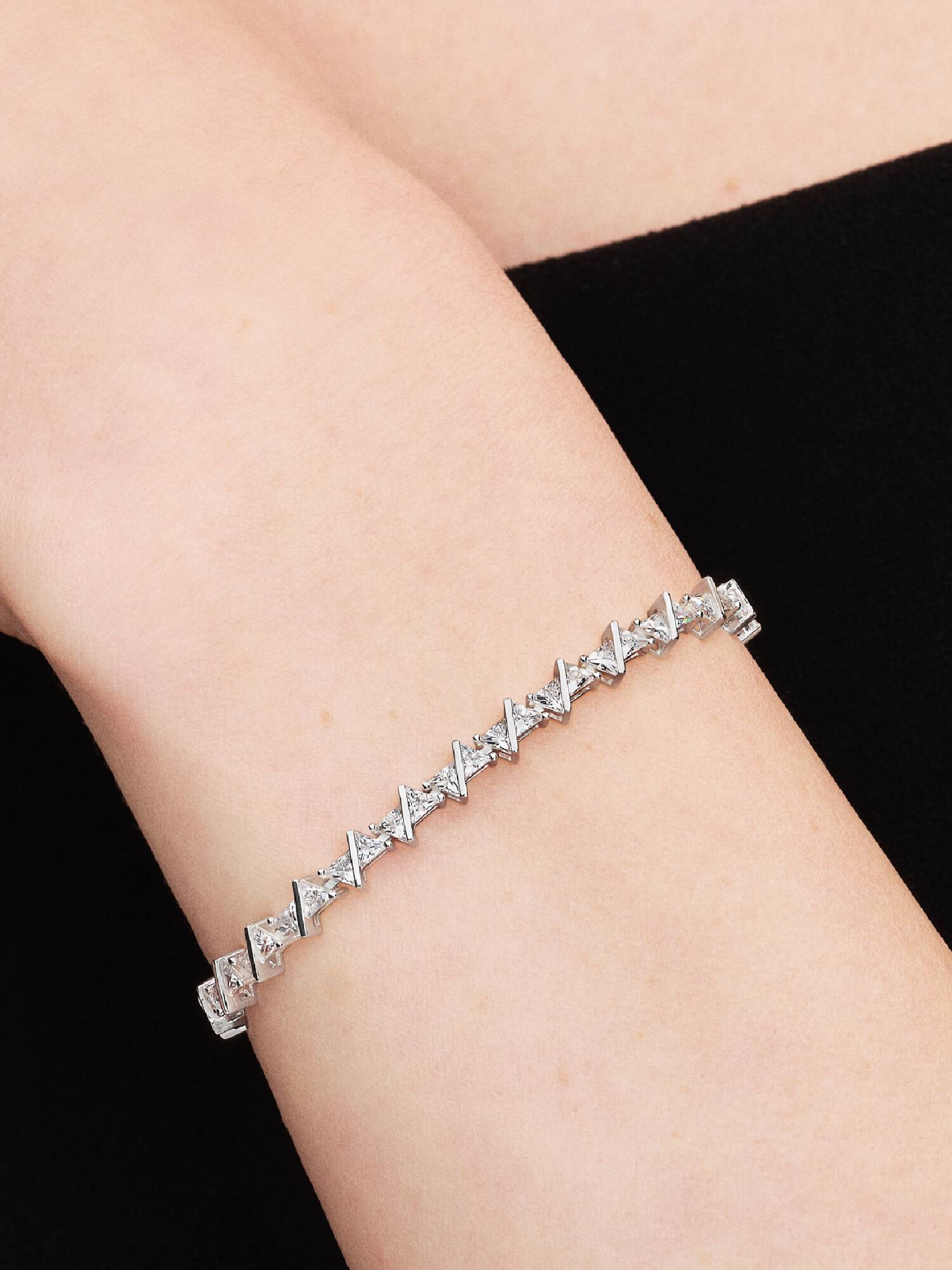 Bracelet tennis Triangle scintillant