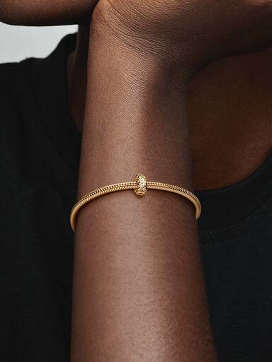 Charm en clip clouté