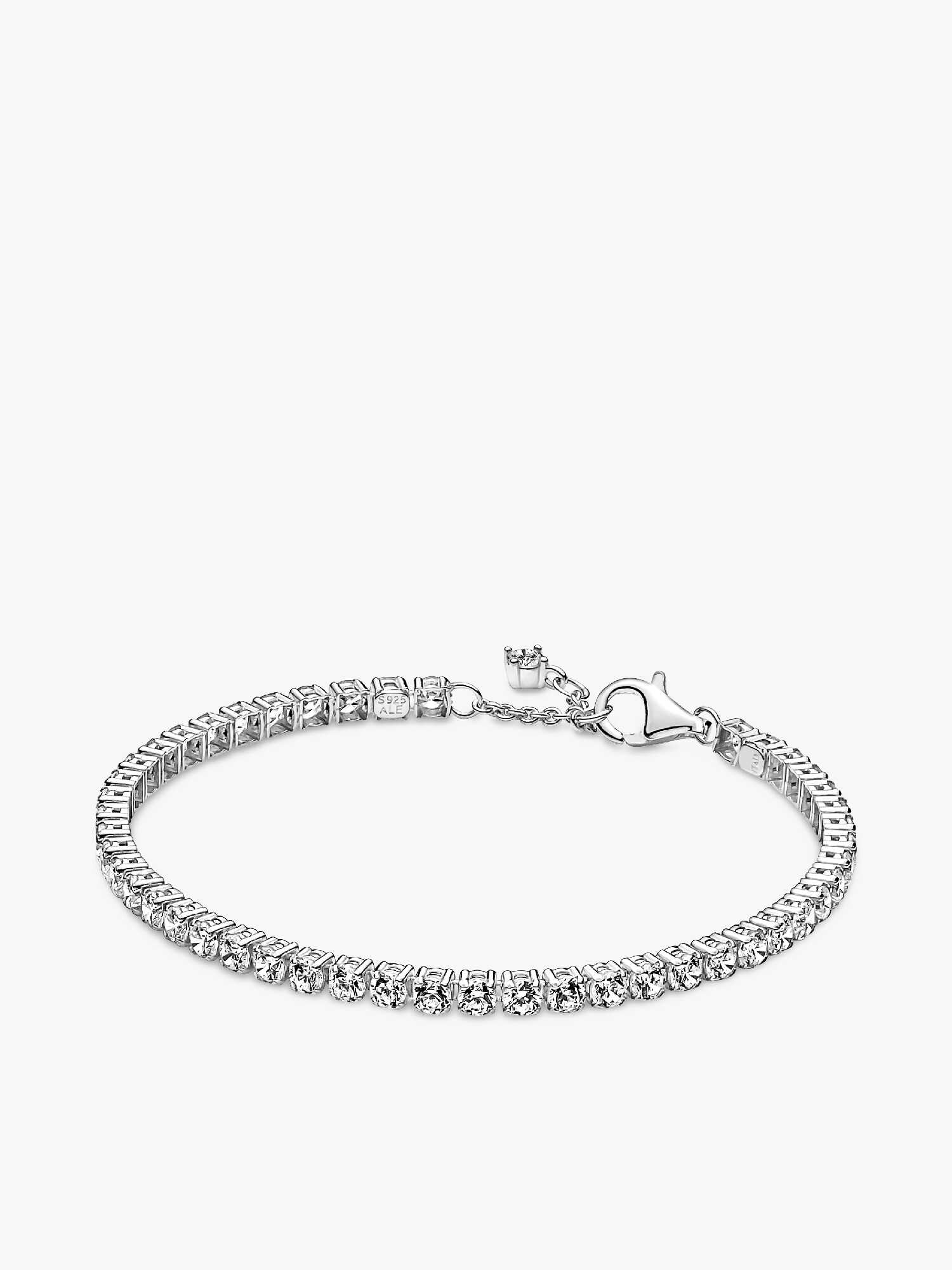 Stacking bracelets | Explore bracelet stack ideas | Pandora Canada