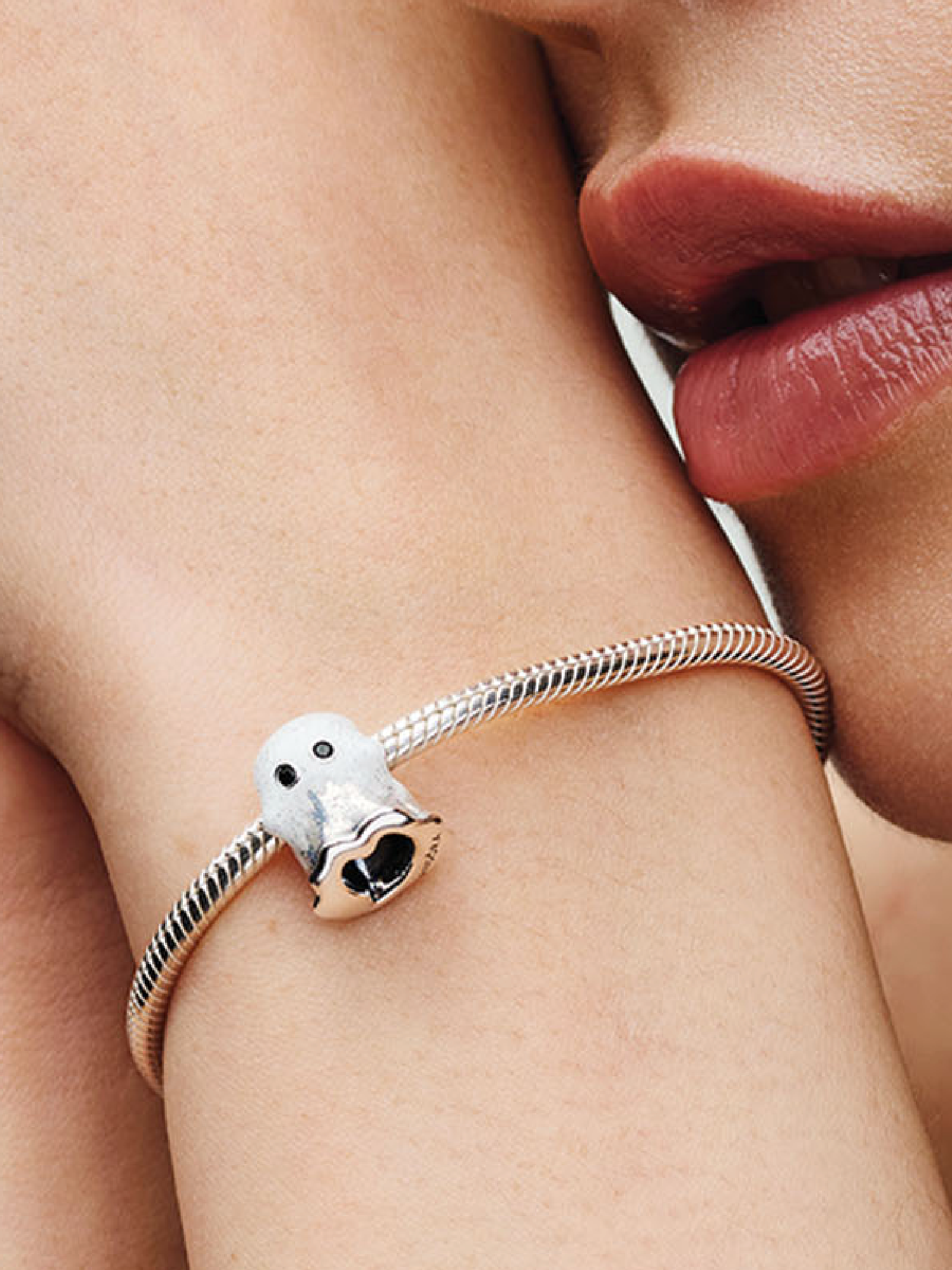 Charm Boo luminescent