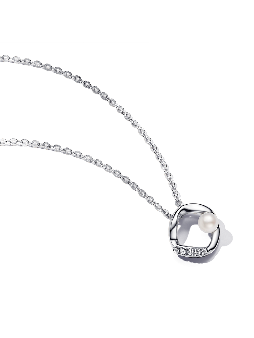 Collier Cercle en pavé de forme organique et perle de culture d’eau douce traitée
