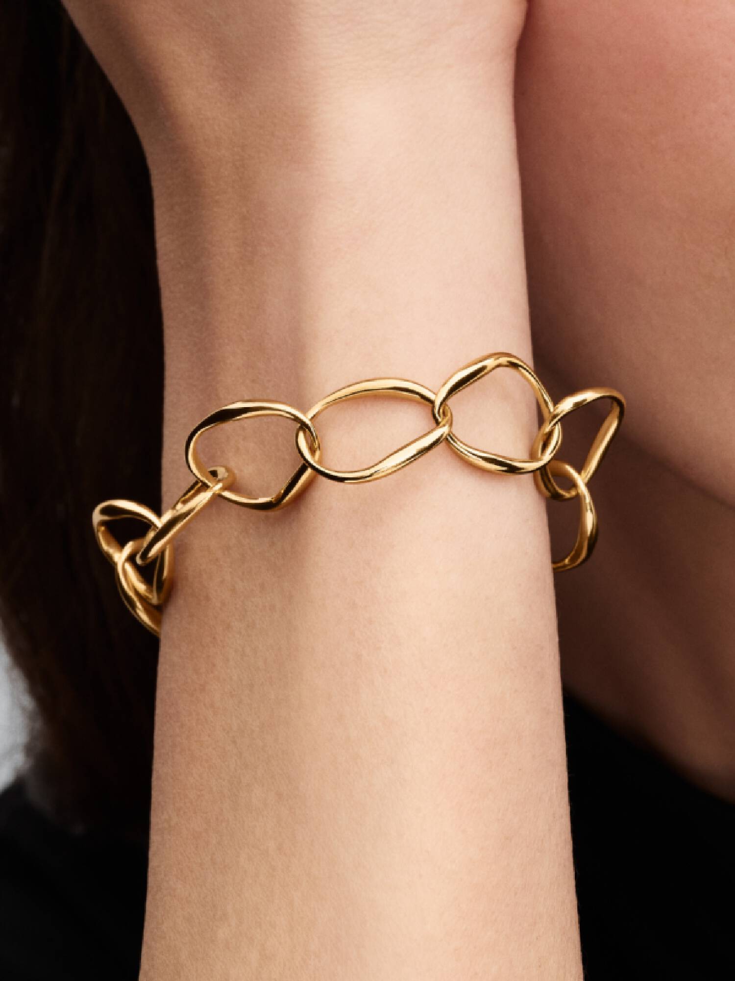 Bracelet à maillons de forme organique