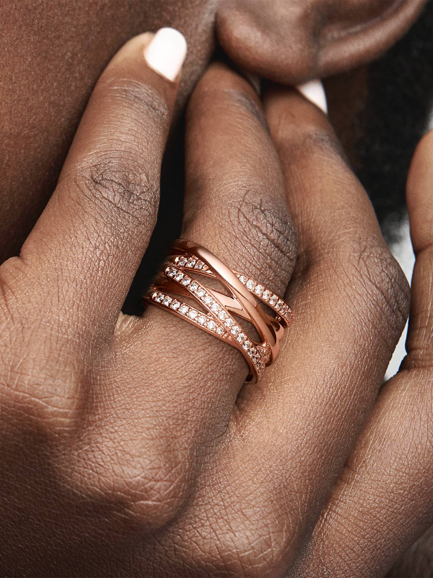 Bague Lignes scintillantes et polies