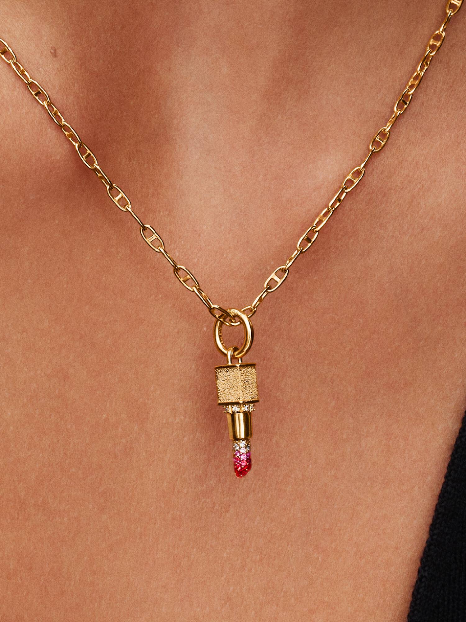 Charm-pendentif audacieux La lèvre rouge de Pat McGrath