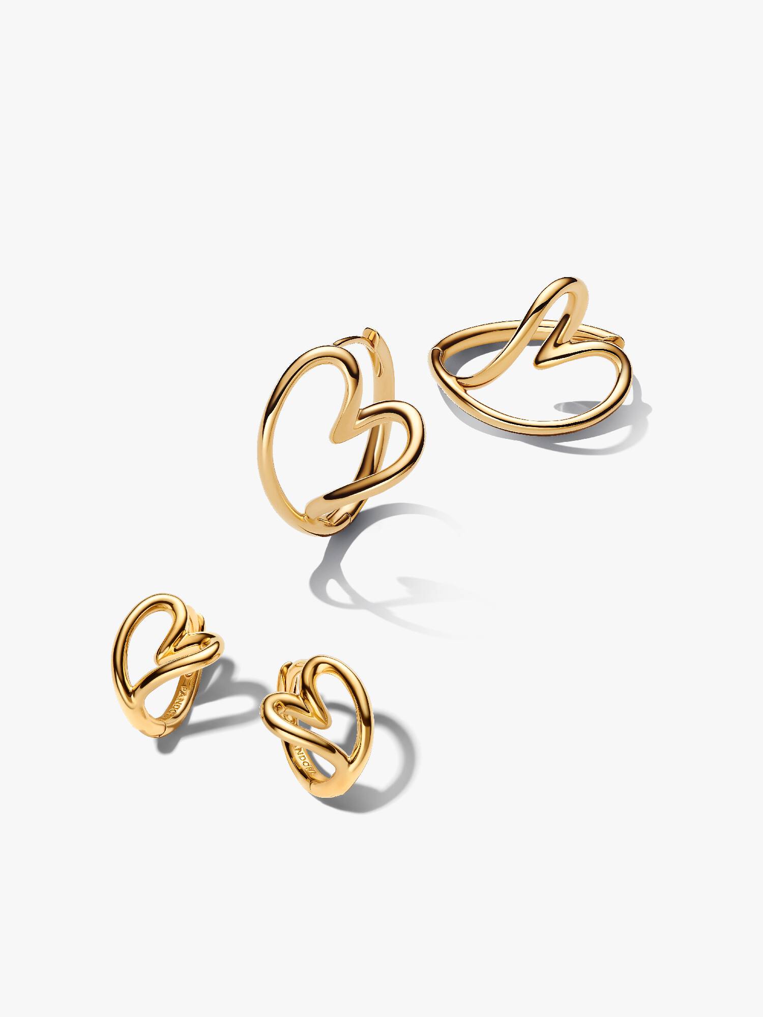 Ensemble de boucles d'oreilles Cœurs de forme organique
