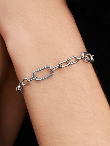Small-Link Chain Bracelet