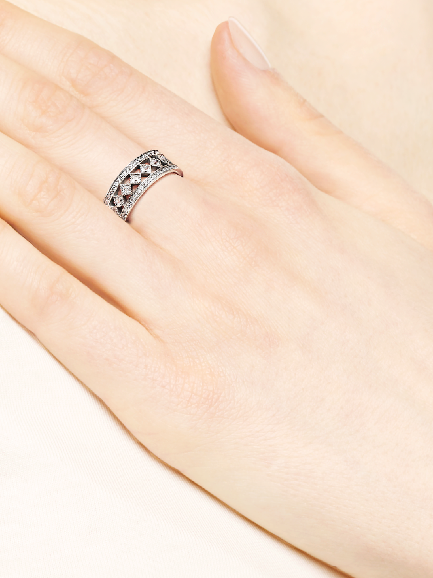 Vintage Openwork Band Ring