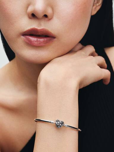 FINAL SALE - Celestial Heart Clasp Bangle