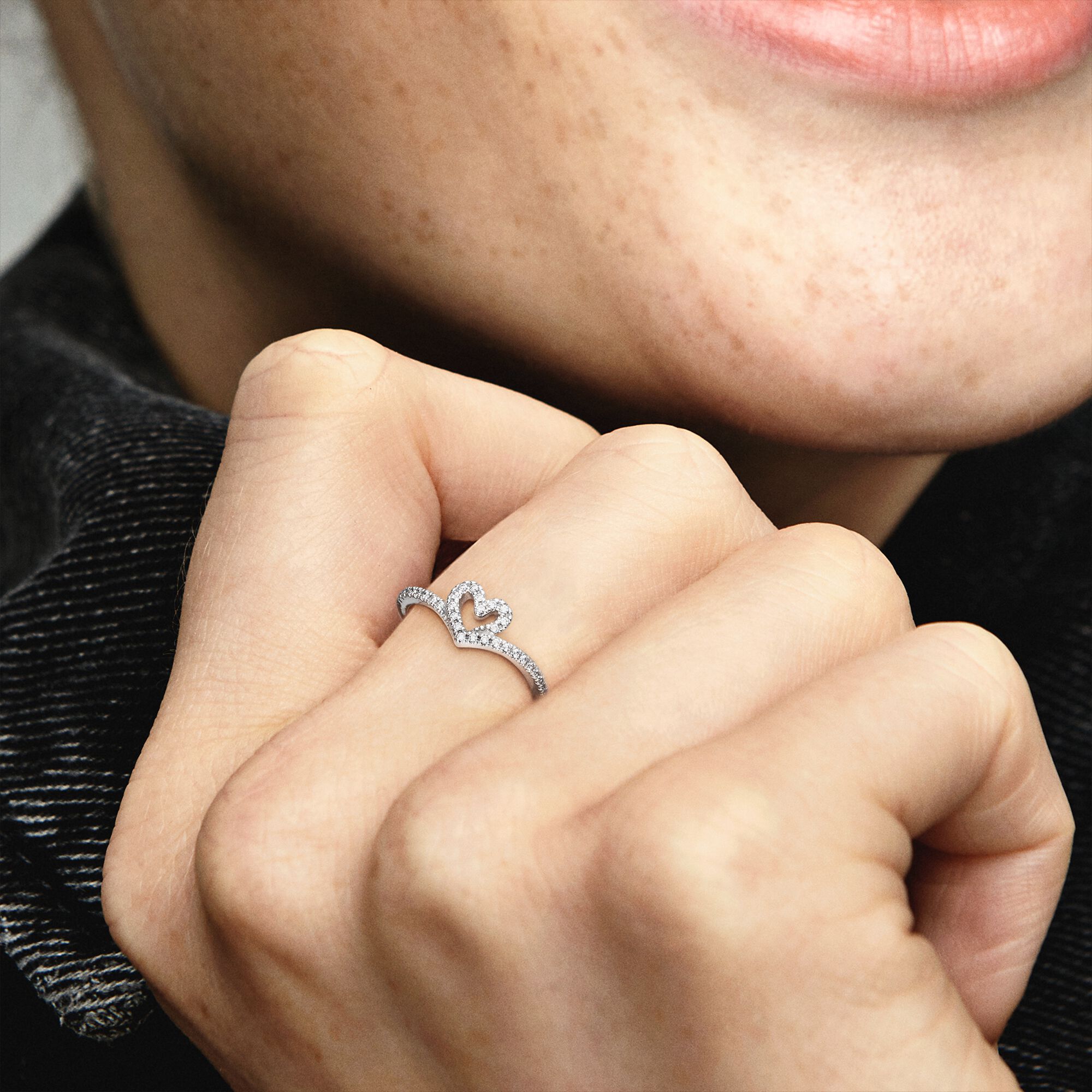 Sparkling Wishbone Heart Ring | Sterling silver | Pandora Canada